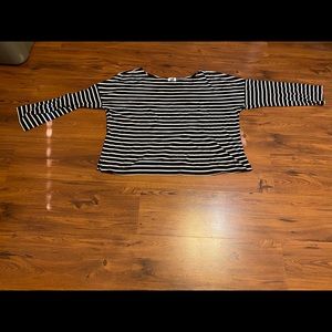 Old Navy Black and white striped shirt